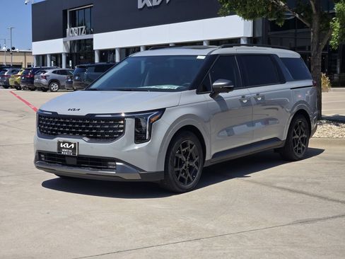 New 2026 Kia Carnival SX Prestige FWD image 2