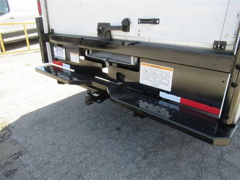 Used 2021 GMC Savana 3500 Extended w/ Power Convenience Package image 10