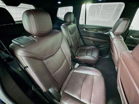 Used 2020 Cadillac XT6 Premium Luxury image 30