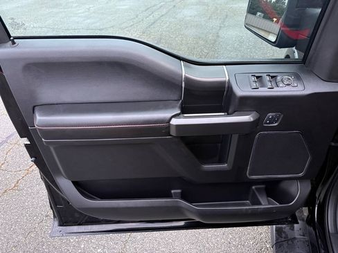 Used 2018 Ford F150 Lariat w/ Equipment Group 502A Luxury AWD/4WD image 32