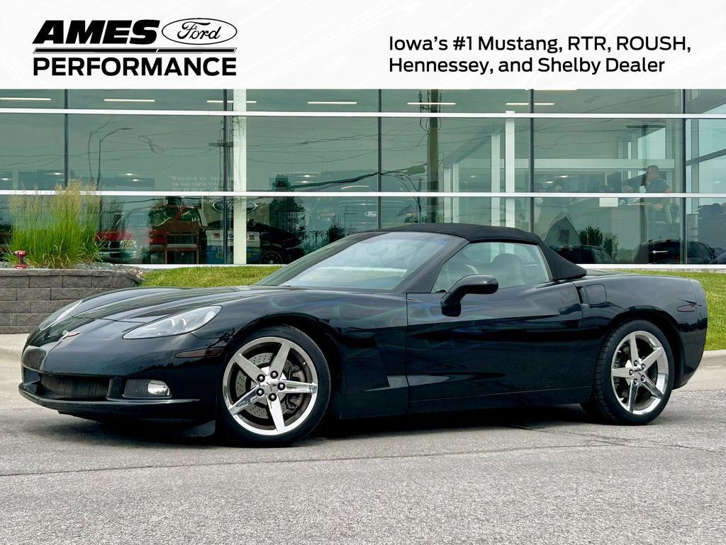 Used 2005 Chevrolet Corvette Convertible w/ Preferred Equipment Group RWD image 1