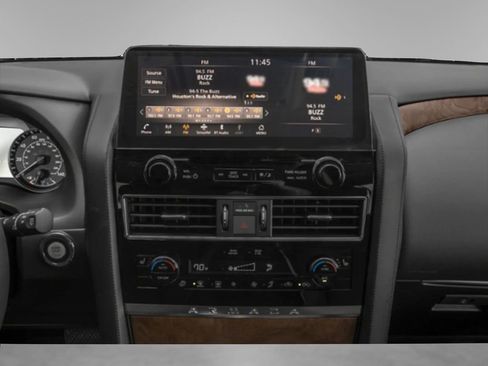 Used 2024 Nissan Armada SL image 7