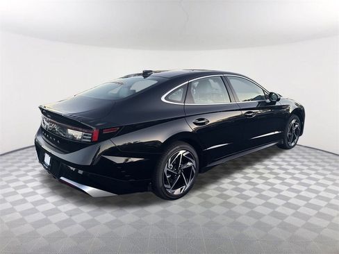 New 2026 Hyundai Sonata SEL image 5