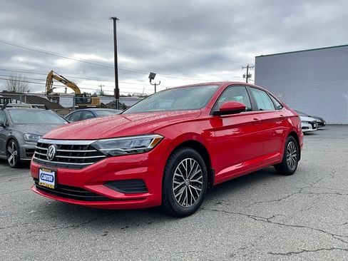 Used 2021 Volkswagen Jetta S w/ Driver Assistance Package image 3