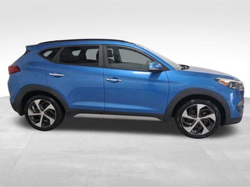 Used 2018 Hyundai Tucson Limited w/ Ultimate Package 02 AWD/4WD image 4