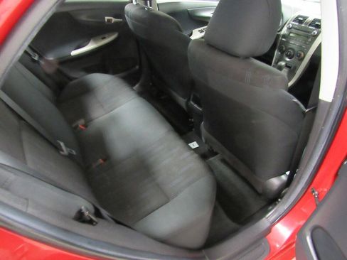 Used 2011 Toyota Corolla S image 22