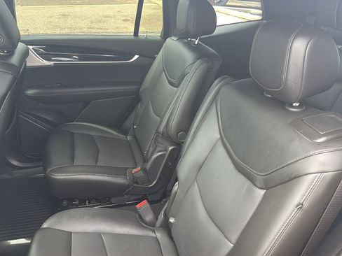 Used 2024 Cadillac XT6 Premium Luxury w/ Technology Package image 17