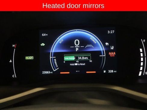 Used 2025 Toyota Camry SE image 18