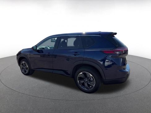 Used 2025 Nissan Rogue SV FWD image 10