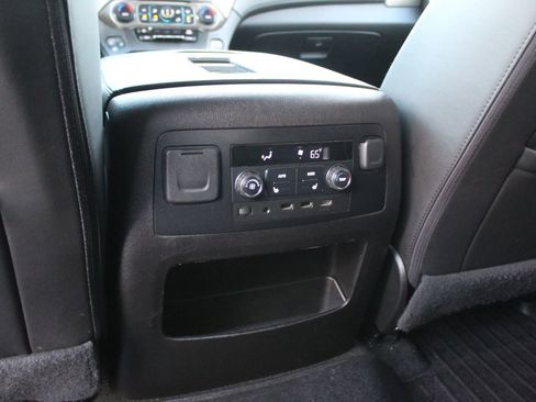 Used 2017 GMC Yukon Denali w/ Open Road Package image 25