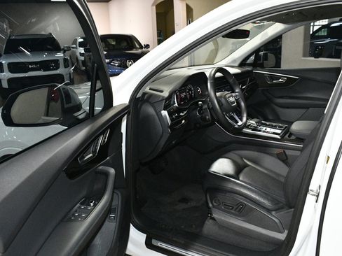 Used 2023 Audi Q7 3.0T Prestige w/ Prestige Package image 45