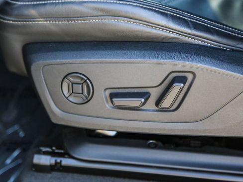 Used 2023 Audi Q3 2.0T Premium w/ Black Optic Sport Package image 22