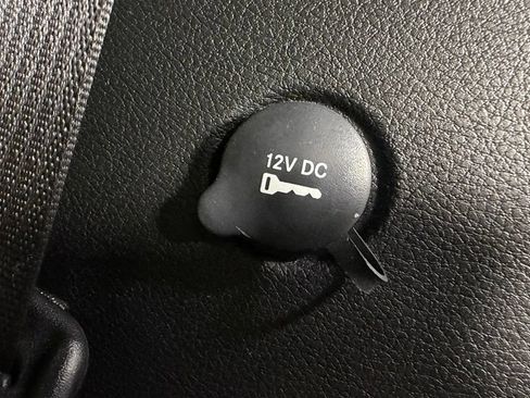 Used 2024 Dodge Durango SXT w/ SXT Blacktop Group AWD/4WD image 13