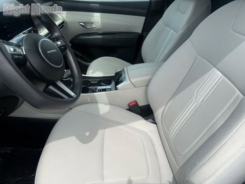 Used 2025 Hyundai Tucson SEL image 13