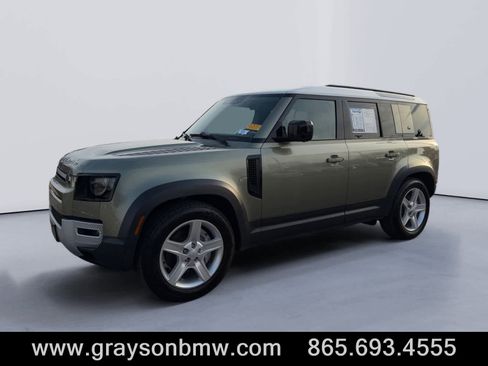 Used 2023 Land Rover Defender 110 SE image 7