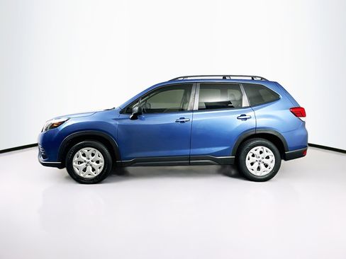 Used 2023 Subaru Forester AWD/4WD image 4