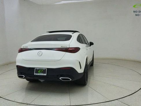 Used 2025 Mercedes-Benz GLC 300 4MATIC image 68