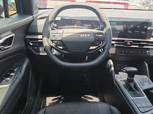 New 2026 Kia Sportage X-Line AWD/4WD image 13