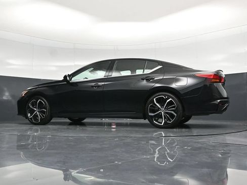 Used 2024 Nissan Altima 2.5 SR FWD image 57