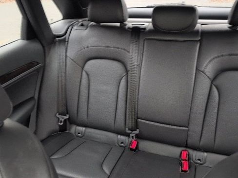 Used 2016 Audi Q3 2.0T Prestige w/ Prestige Package image 12