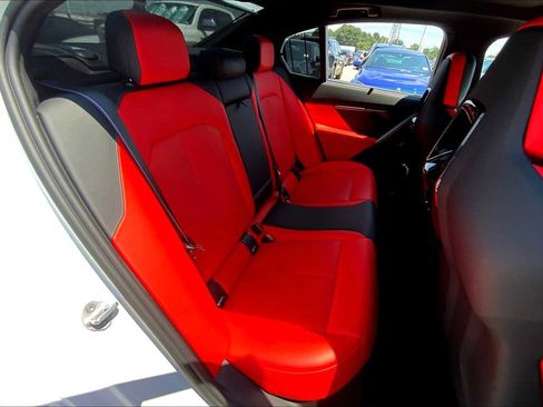 Used 2026 BMW M5 w/ Carbon Package image 37