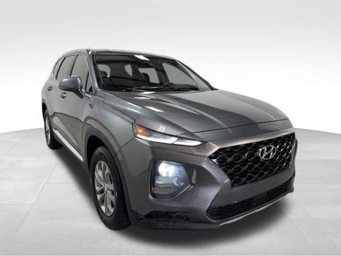 Used 2019 Hyundai Santa Fe SE image 5