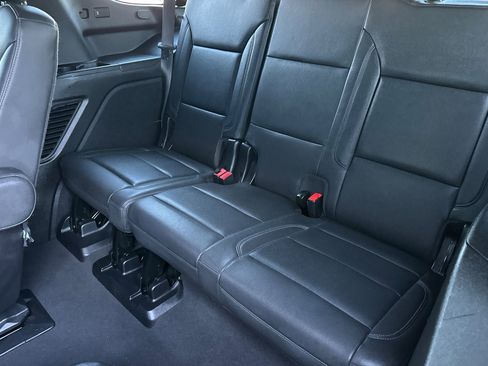 Used 2024 Chevrolet Tahoe LT image 19