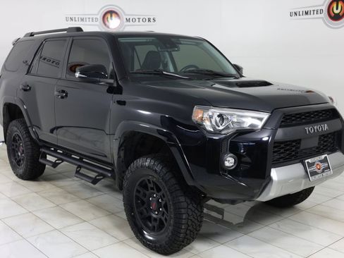 Used 2023 Toyota 4Runner TRD Off-Road Premium w/ Moonroof Package AWD/4WD image 39