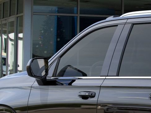 New 2026 Chevrolet Suburban LS AWD/4WD image 12