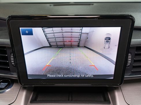Used 2023 Ford Explorer XLT w/ Equipment Group 202A RWD image 20