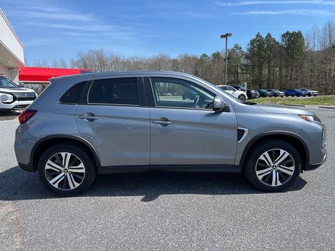 New 2025 Mitsubishi Outlander Sport SE image 8