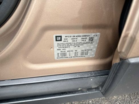 Used 2019 Buick Encore Sport Touring image 33