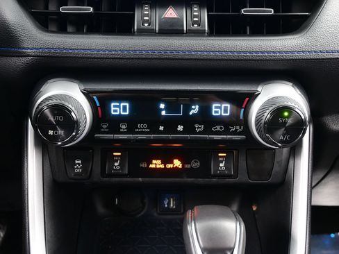 Used 2023 Toyota RAV4 XSE w/ XSE Grade Weather Package AWD/4WD image 21