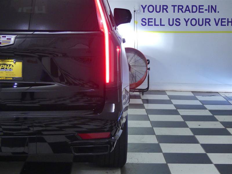 Used 2022 Cadillac Escalade ESV Premium Luxury Platinum w/ Heavy-Duty Trailer Package AWD/4WD image 47