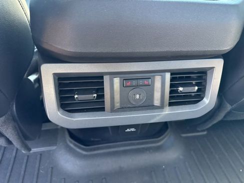 Used 2025 Ford F350 Lariat w/ Lariat Ultimate Package AWD/4WD image 15