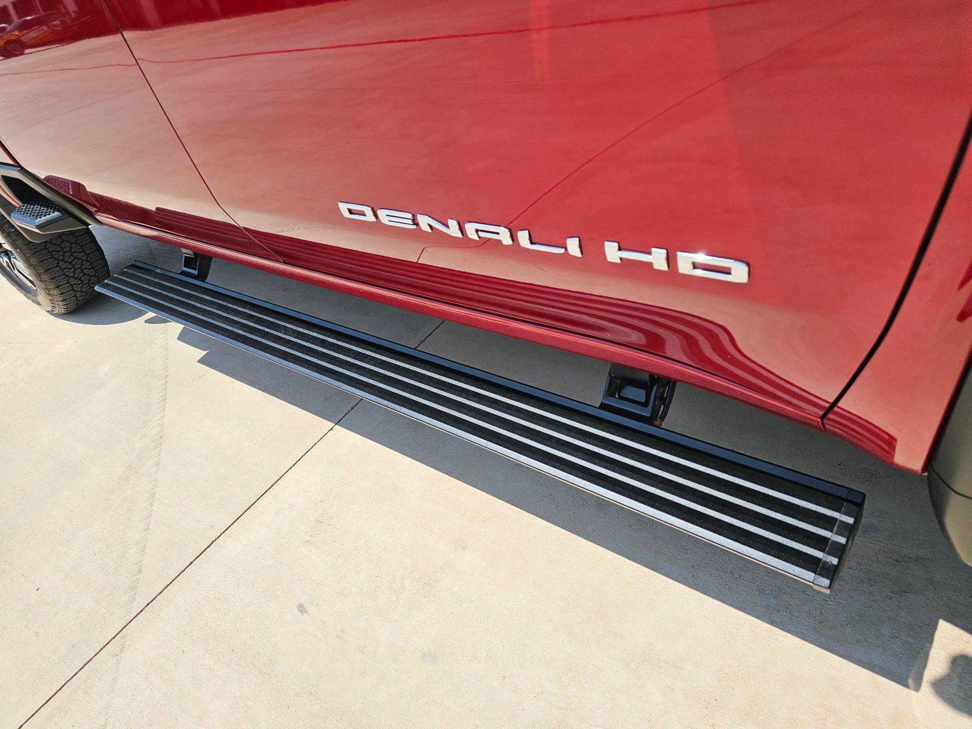 Used 2024 GMC Sierra 2500 Denali w/ Denali Reserve Package AWD/4WD image 10