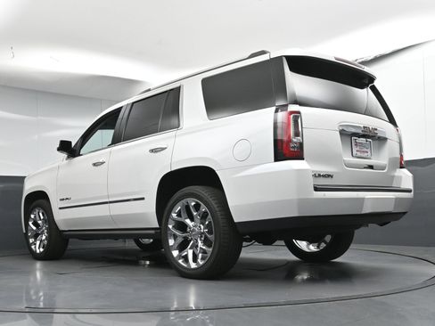Used 2019 GMC Yukon Denali w/ Denali Ultimate Package image 28