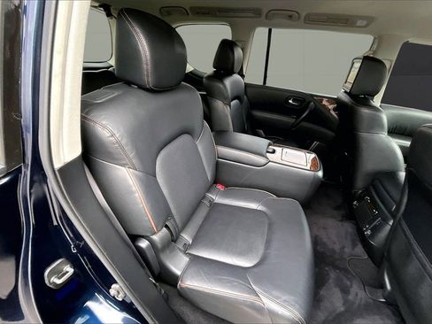 Used 2019 Nissan Armada Platinum w/ Captain's Chairs Package image 23