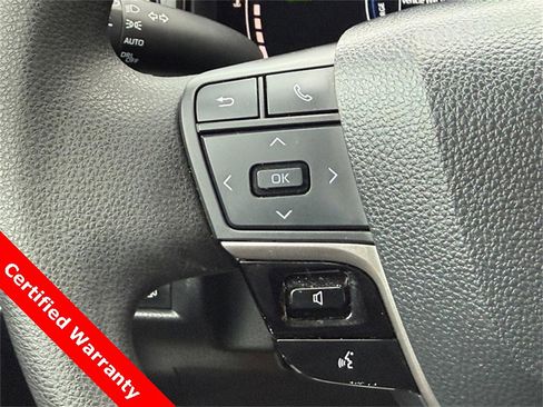 Used 2025 Toyota Camry LE image 20