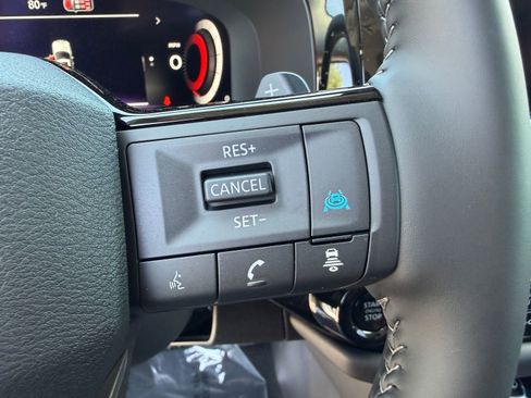 New 2026 Nissan Pathfinder Platinum AWD/4WD image 18