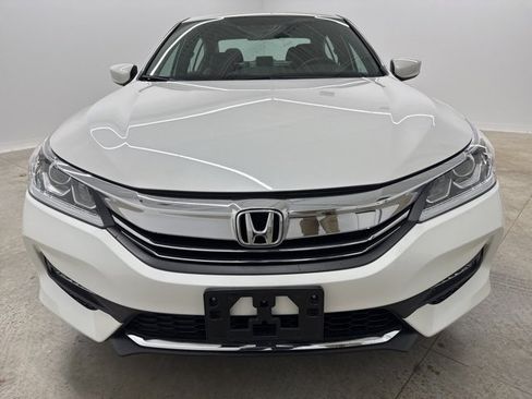 Certified 2017 Honda Accord Sport image 2