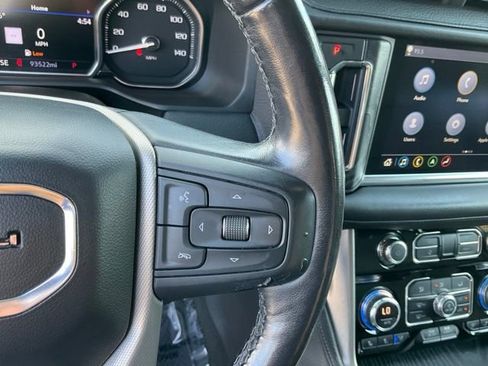 Used 2021 GMC Yukon XL Denali AWD/4WD image 12