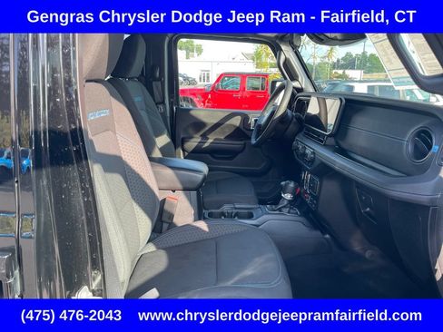 Certified 2025 Jeep Wrangler Unlimited Rubicon 4xe w/ Safety Group AWD/4WD image 20