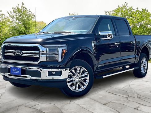 Used 2025 Ford F150 Lariat w/ Equipment Group 502A High image 12