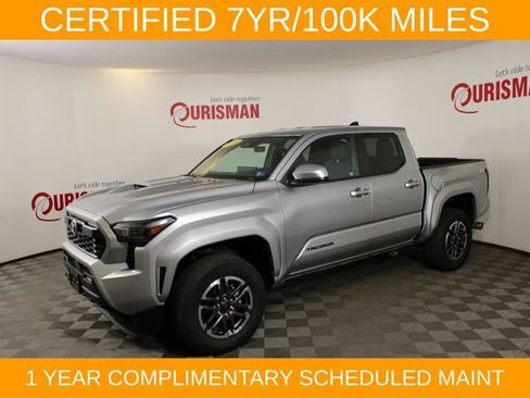 Used 2024 Toyota Tacoma TRD Sport AWD/4WD image 3