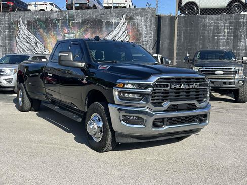 Used 2026 RAM 3500 Tradesman AWD/4WD image 1