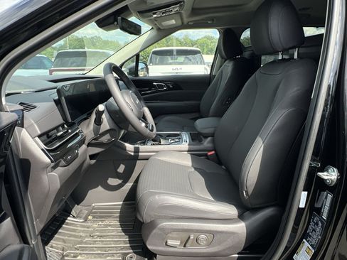 New 2026 Kia Carnival SX Prestige FWD image 18
