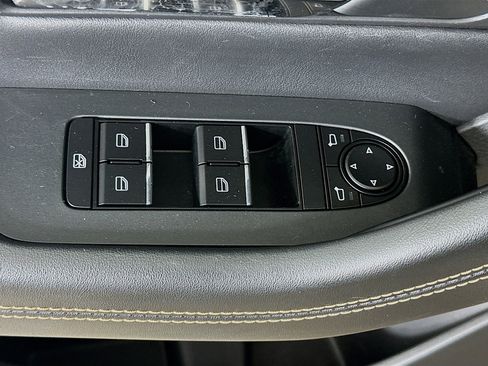 Used 2024 MAZDA CX-90 Plug-In Hybrid w/ Preferred AWD/4WD image 15
