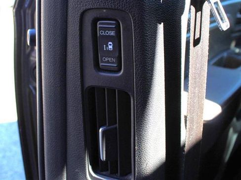 Used 2021 Honda Odyssey EX-L image 27