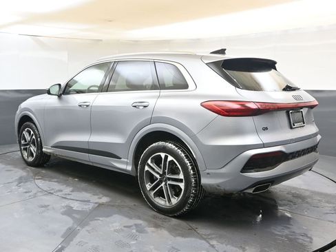 Certified 2025 Audi Q5 Premium Plus w/ Premium Plus image 3